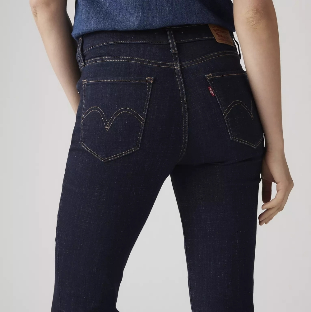 Levis Classic Bootcut Dark Wash Women's Jeans - Size 4 Waist: 27 Length: 30